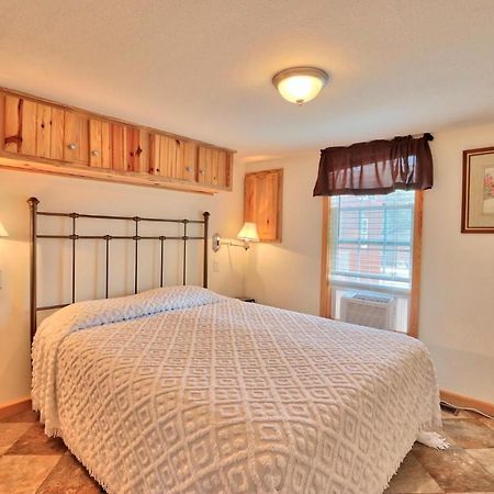 The Ranch At Wimberley - Cypress Creek Cabin #3 Bagian luar foto